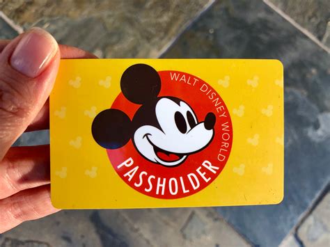 are disney world annual passes availabe at aaa office